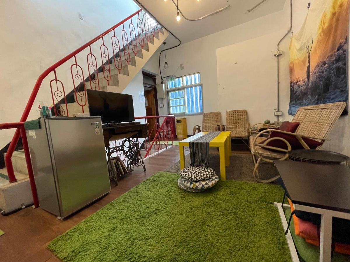 Apartamento 小心沙發背包客棧 Chenggong Exterior foto